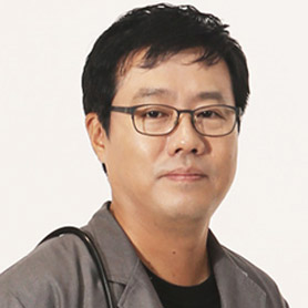 Hong Suk Kim