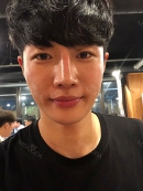 I was worried about whether my nose was too high, but I am satisfied with the surrounding reaction that I became more masculine. The more I look in the mirror, the more I forget my preoperative face that looked plain. I expect to see a transformation when the swelling disappears more.